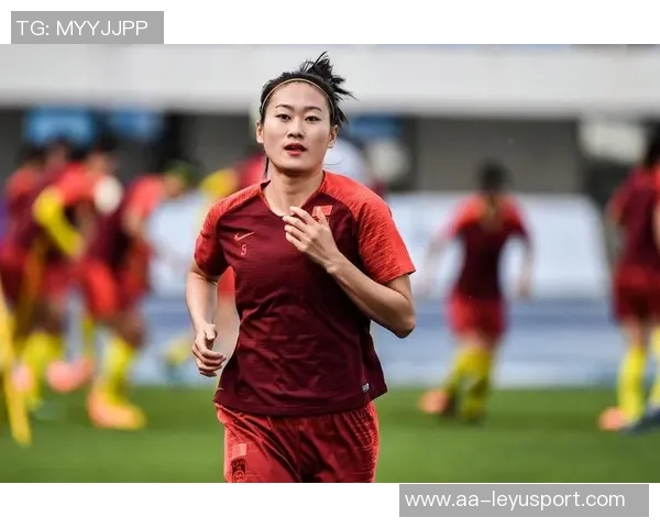 吴海燕动情发言期待亚洲杯夺冠感慨每场比赛的重要性